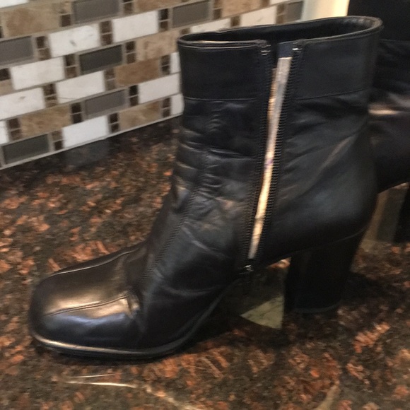 Nordstrom Boots - Picture 3 of 7